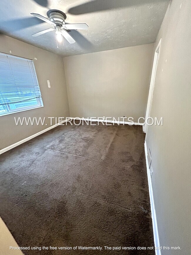 Foto del edificio - Spacious 3 bed/1 bath in great location!