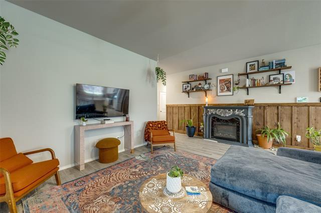 Building Photo - 947 Hurstwood Dr