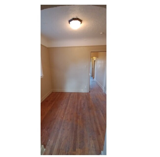Building Photo - 12018 Prairie St