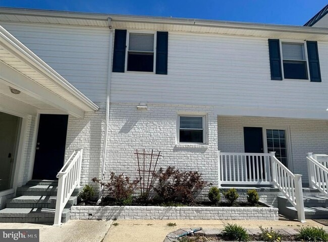 Building Photo - 6109 Atlantic Ave