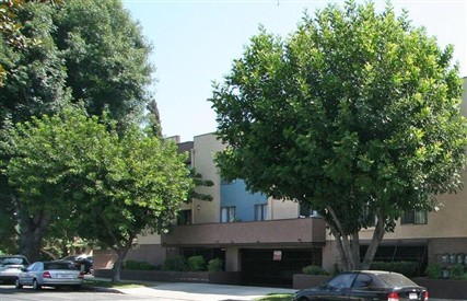 Primary Photo - 14227 Vanowen St
