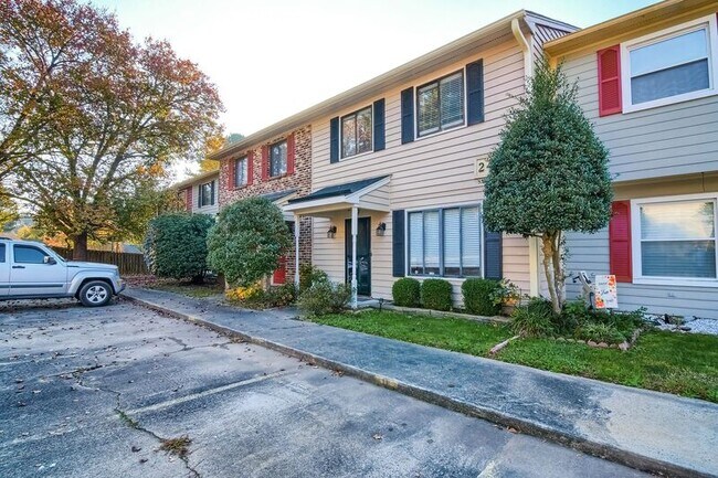 Building Photo - 2408 Stadium Dr
