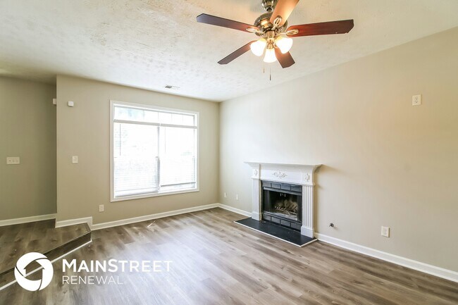 Foto del edificio - 5118 Oaktree Trail