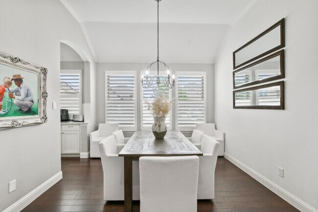 Foto del edificio - 4301 Overbrook Dr