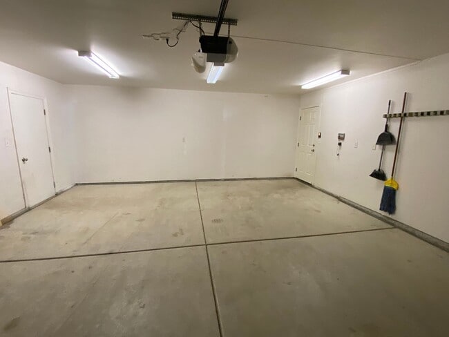 Building Photo - Spacious Exeter Home coming soon!