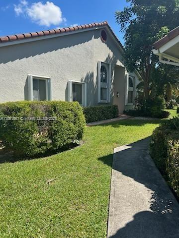 Foto del edificio - 7340 Pinewalk Dr S