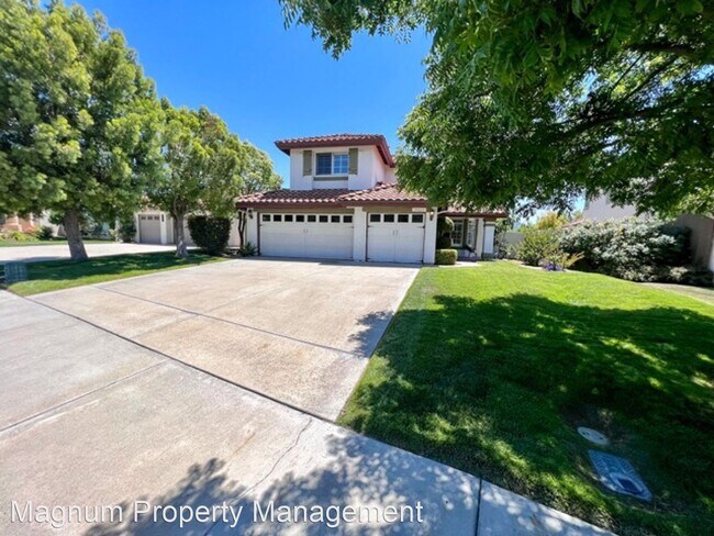 Foto del edificio - 4 br, 2.5 bath House - 45611 Caminito Olite