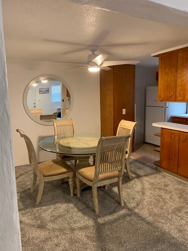 Foto principal - 303 Indian Hills Dr