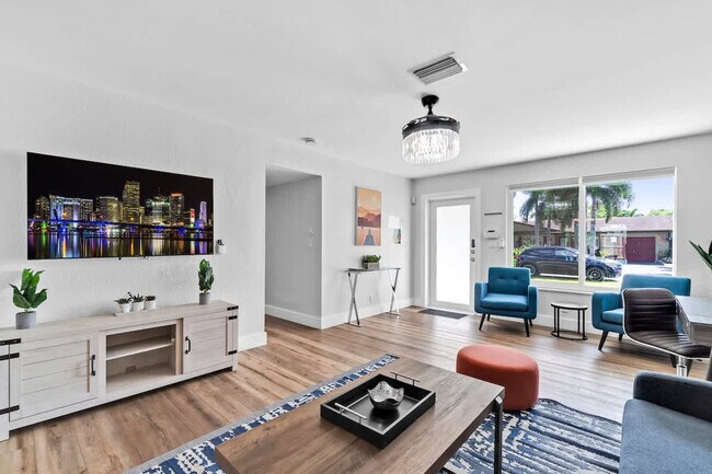 Foto del edificio - 3151 NW 69th St