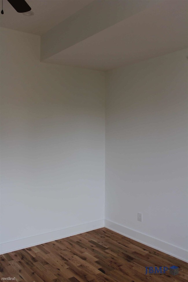 Foto del edificio - 1440 N Franklin St