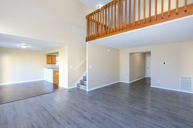 Building Photo - 7202 Jupiter Dr
