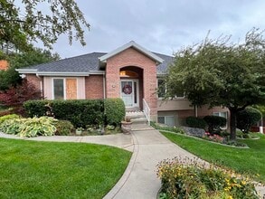 Building Photo - 1408 E 2300 N