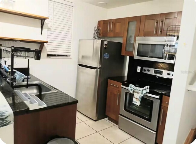 Foto del edificio - 4019 Venetian Bay Dr