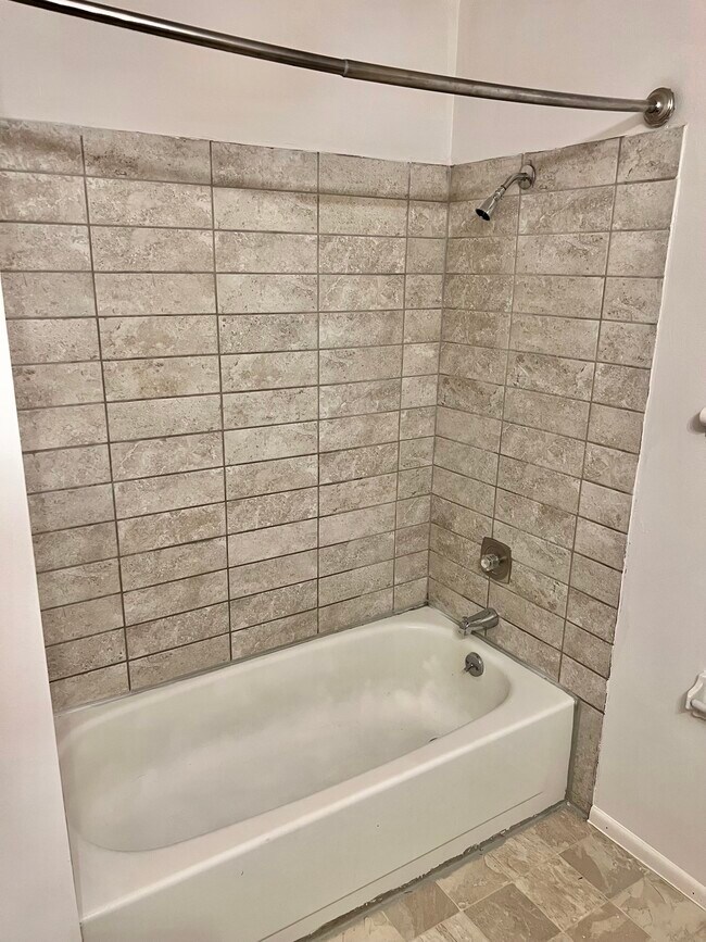 5135 Sherwin Ave, Portage, IN 46368 Townhome Rentals in Portage IN