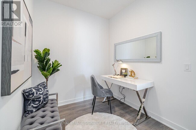 Building Photo - 130 River St