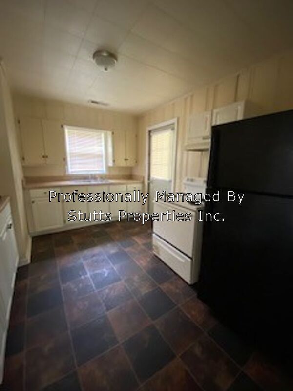 1302 Elm St, Tuscumbia, AL 35674 House Rental in Tuscumbia, AL