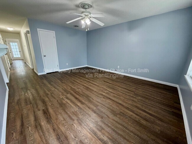 Foto del edificio - 3 Cowden Ct