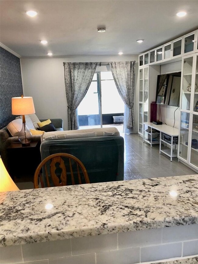 Foto del edificio - 102 Capri Isles Blvd