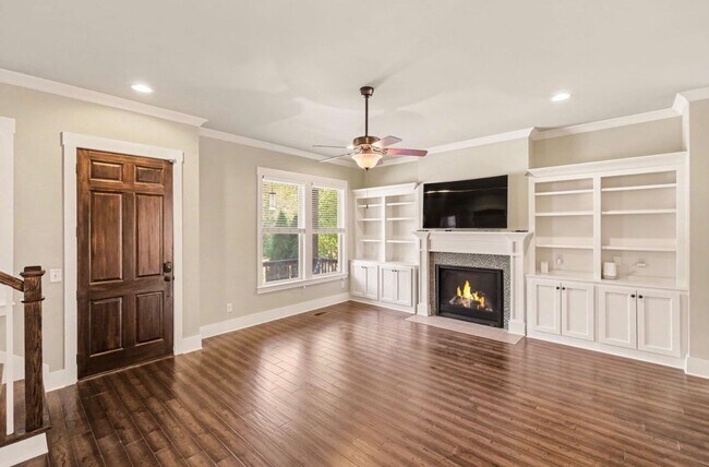 Foto del edificio - 1613a Glen Echo Rd