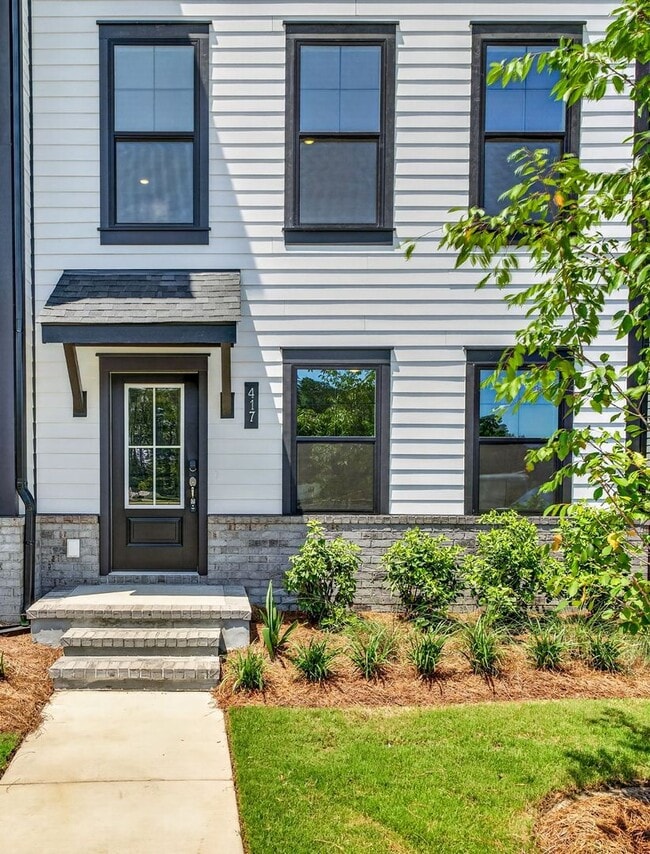 Building Photo - 417 Talbot Dr