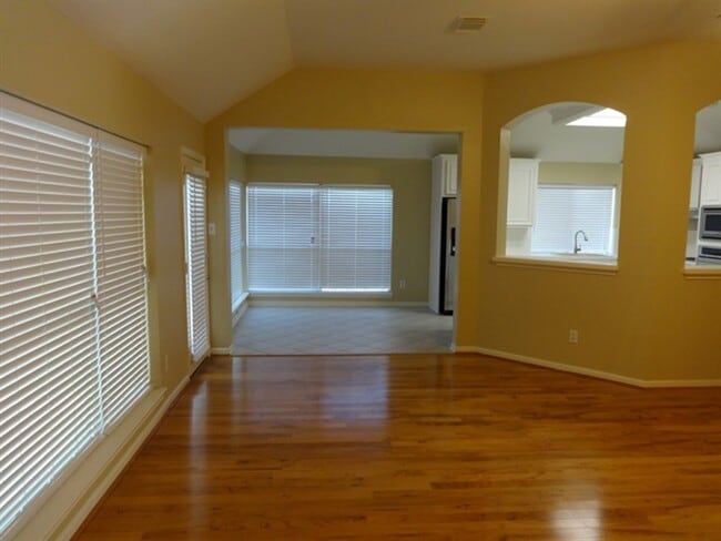 Foto del edificio - 104 Laguna Pointe Dr