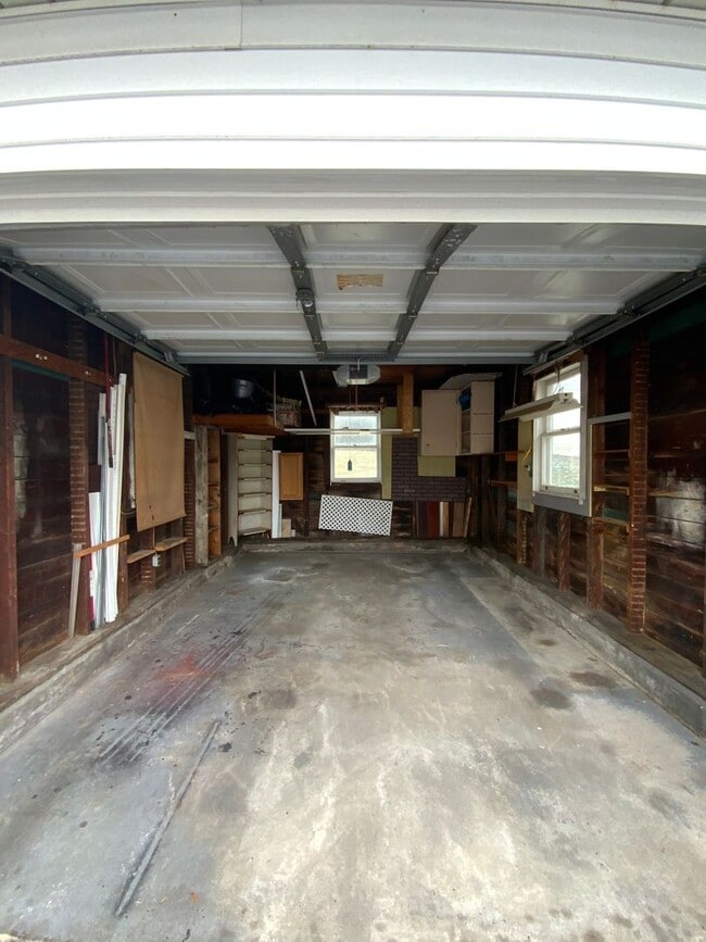 Building Photo - 4247 TENTH AVENUE