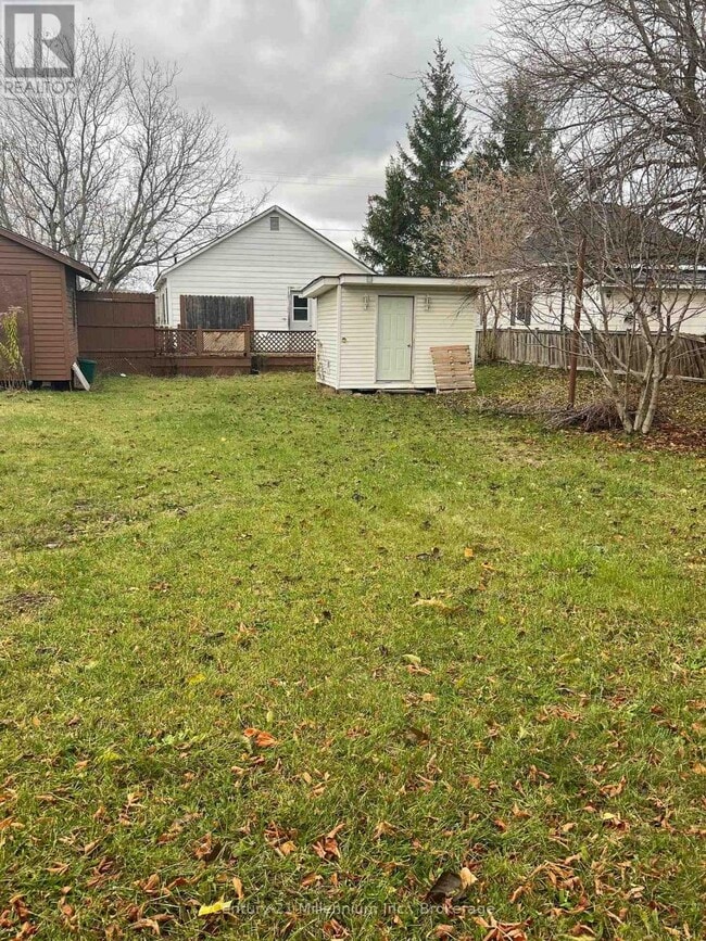 Photo du bâtiment - 219 Spruce St