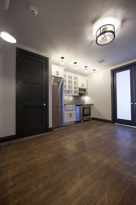 Foto principal - 93 Kent Ave