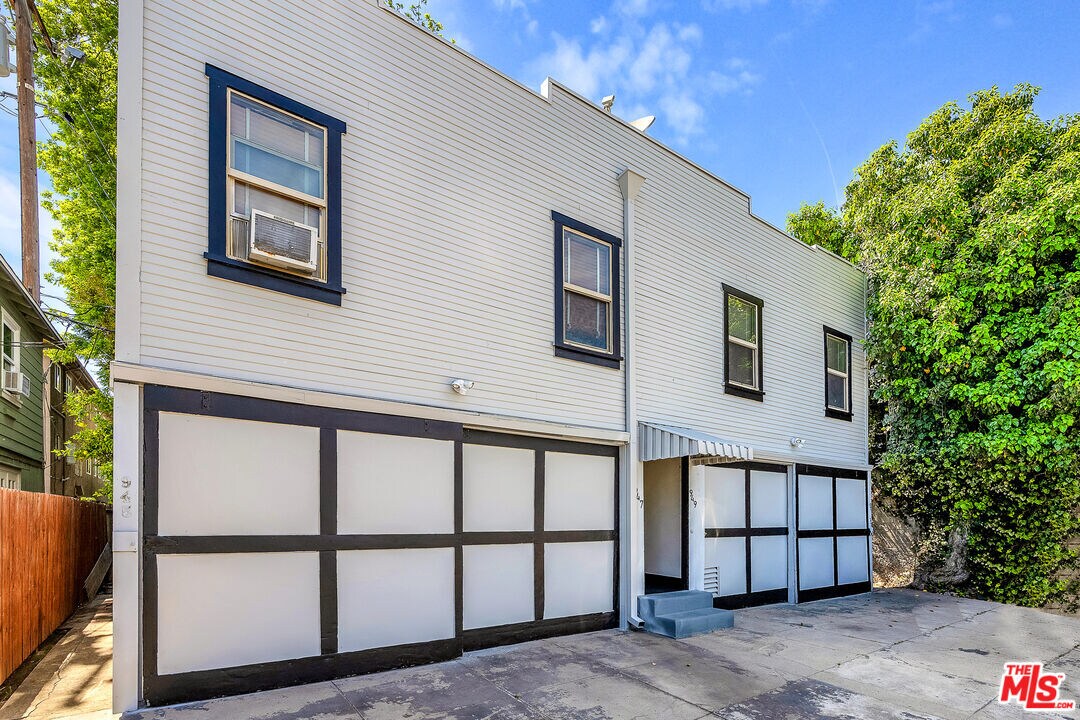 Foto principal - 945 Hilldale Ave