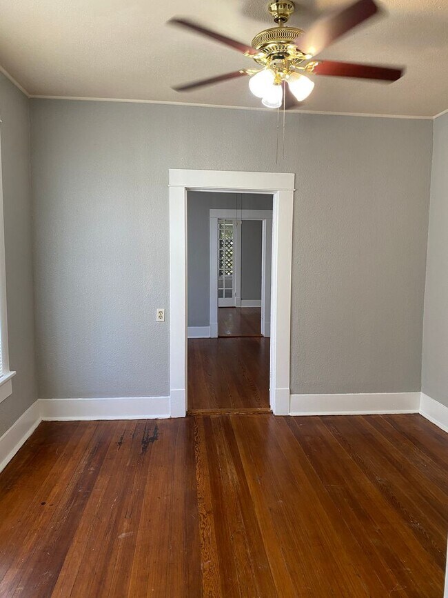 Foto del edificio - 531 Cedar St