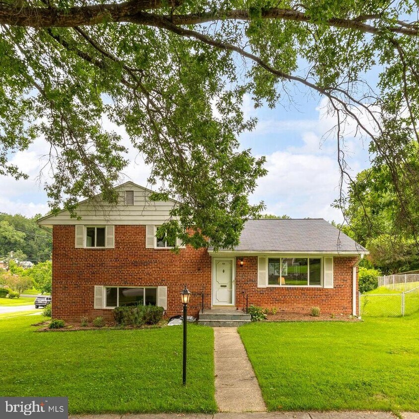 Foto principal - 12121 Galena Rd