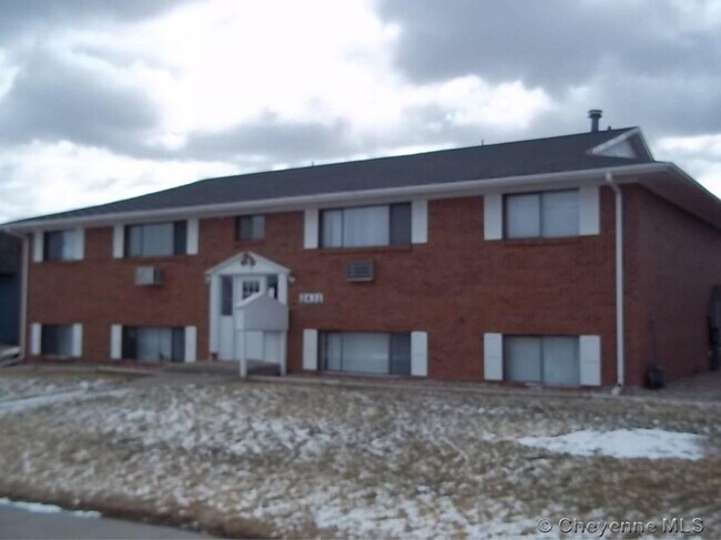 Foto del edificio - 2425 Pattison Ave