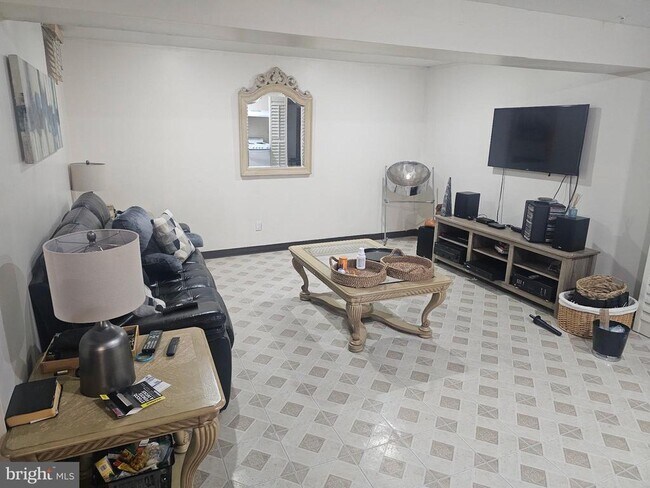 Foto del edificio - 5002 Sinope Way