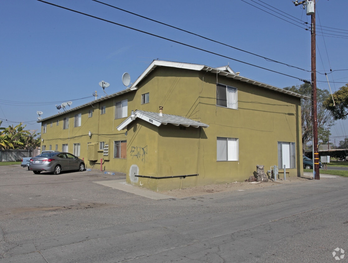 12521 Shelley Dr, Garden Grove, CA 92840 Apartments in Garden Grove