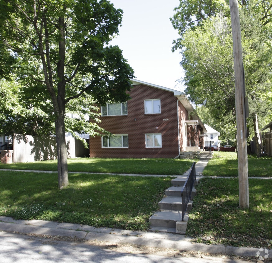 Primary Photo - 4620 Stockwell St