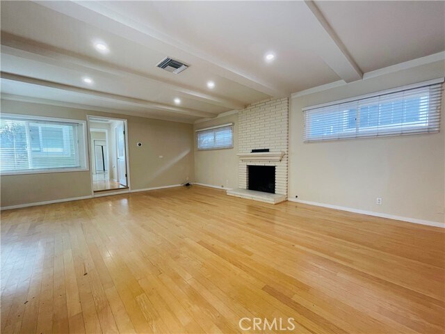Foto del edificio - 22121 San Miguel St