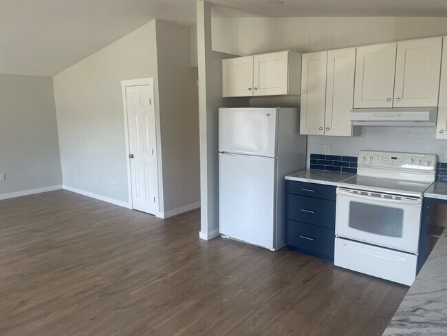 Building Photo - 2824 Gemini St