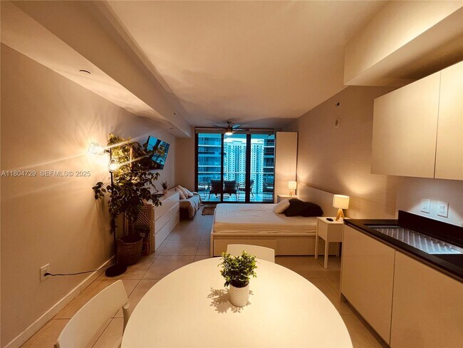 Foto del edificio - 1010 Brickell Ave