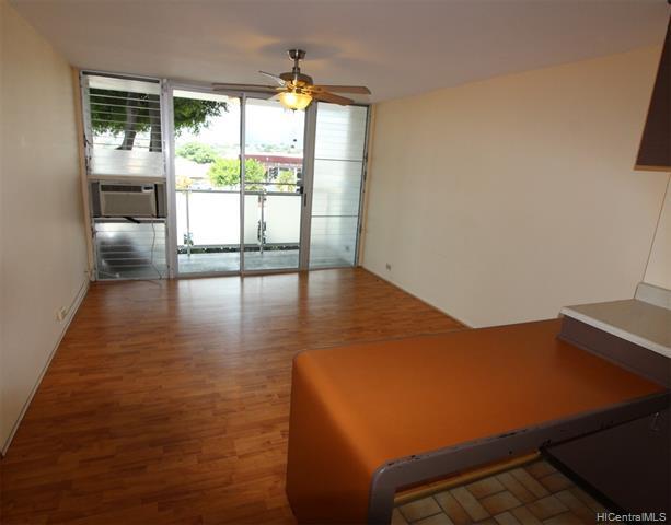 Foto del edificio - 3151 Monsarrat Ave