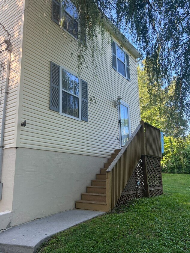 Foto principal - Knoxville 37918 - 3 bedroom 2.5 bath home ...