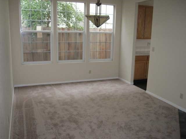 Building Photo - 1809 Maid Mariane Ln