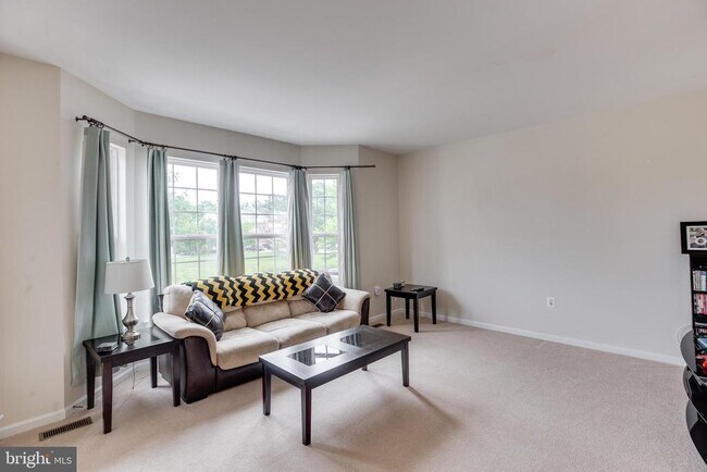 Building Photo - 4709 Great Heron Cir