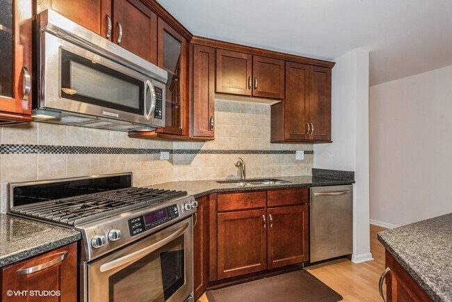 Foto del edificio - 1228 Emerson St