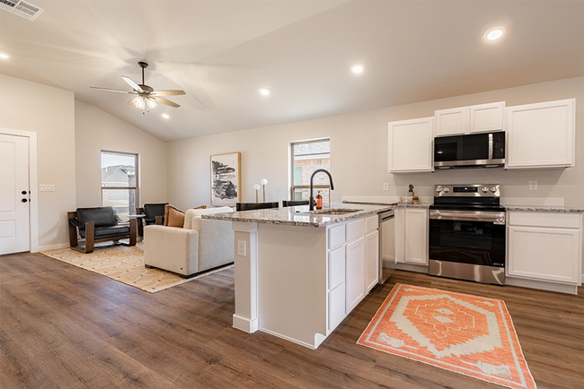 Foto del edificio - New Construction Built in Upland West