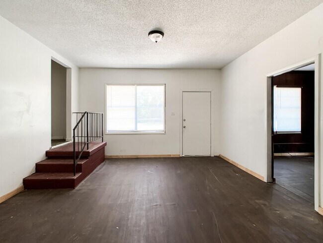 Building Photo - 3805 North 10th Avenue