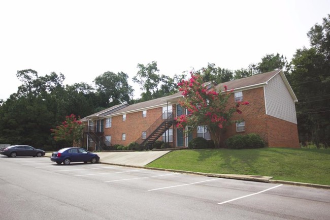 Building Photo - Salem Manor Apartments