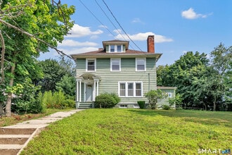 Building Photo - 170 Huntington Turnpike