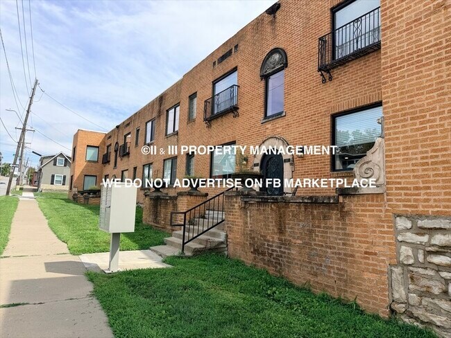 Foto del edificio - 4509 Roanoke Pkwy