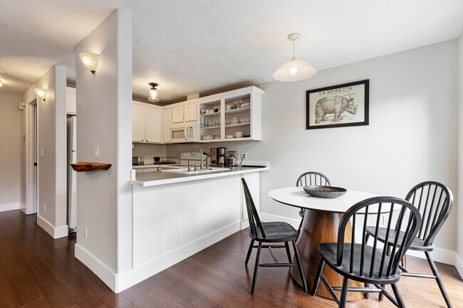 Foto del edificio - 8945 N Calvert Ave