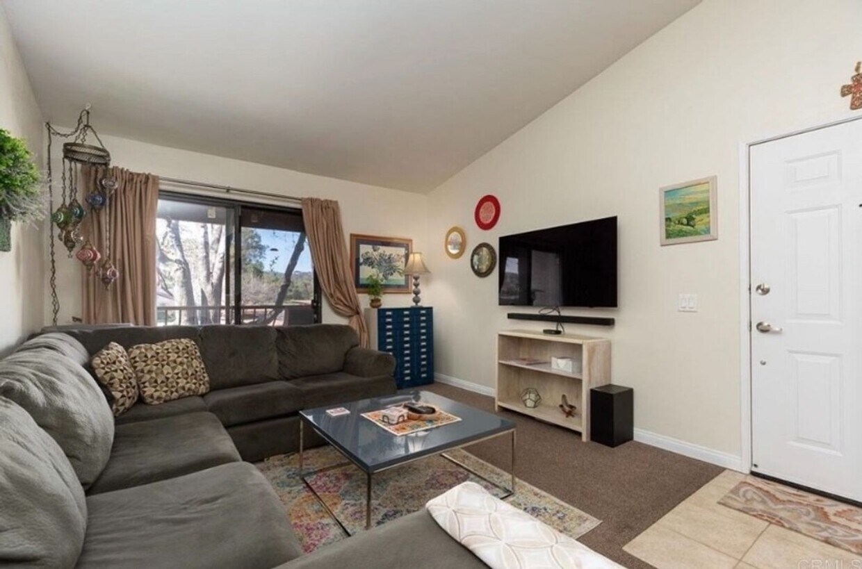 Primary Photo - Upstairs 2 Bedroom 2 Bath Condo Available ...